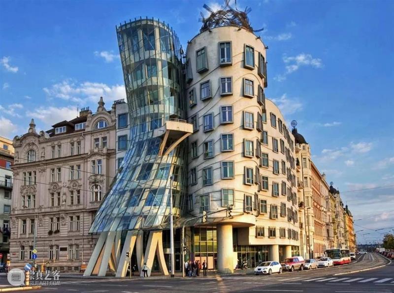 【IFA-艺术赏析】Frank Gehry|“魔法”建筑 田恬 建筑 艺术 IFA 世界上 垃圾 弗兰克 盖里 Gehry 加拿大 多伦多 崇真艺客